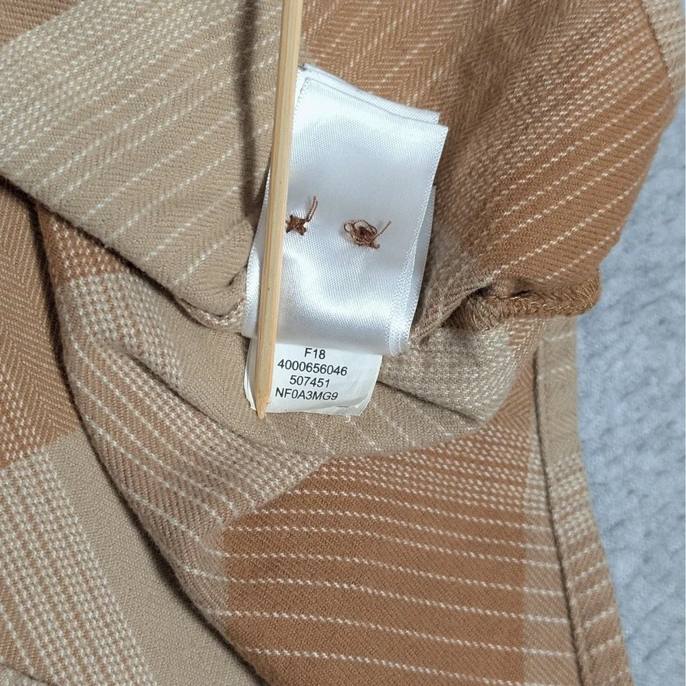 The North Face Stayside Flannel Button Up Shirt Mens Large Light Brown Plaid